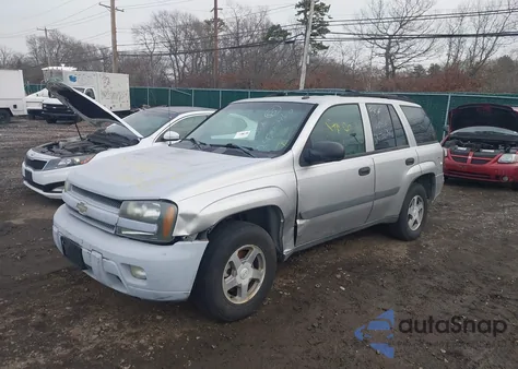 2005 Chevrolet Trailblazer Ls z USA, uszkodzony, nr VIN 1GNDT13S452140437